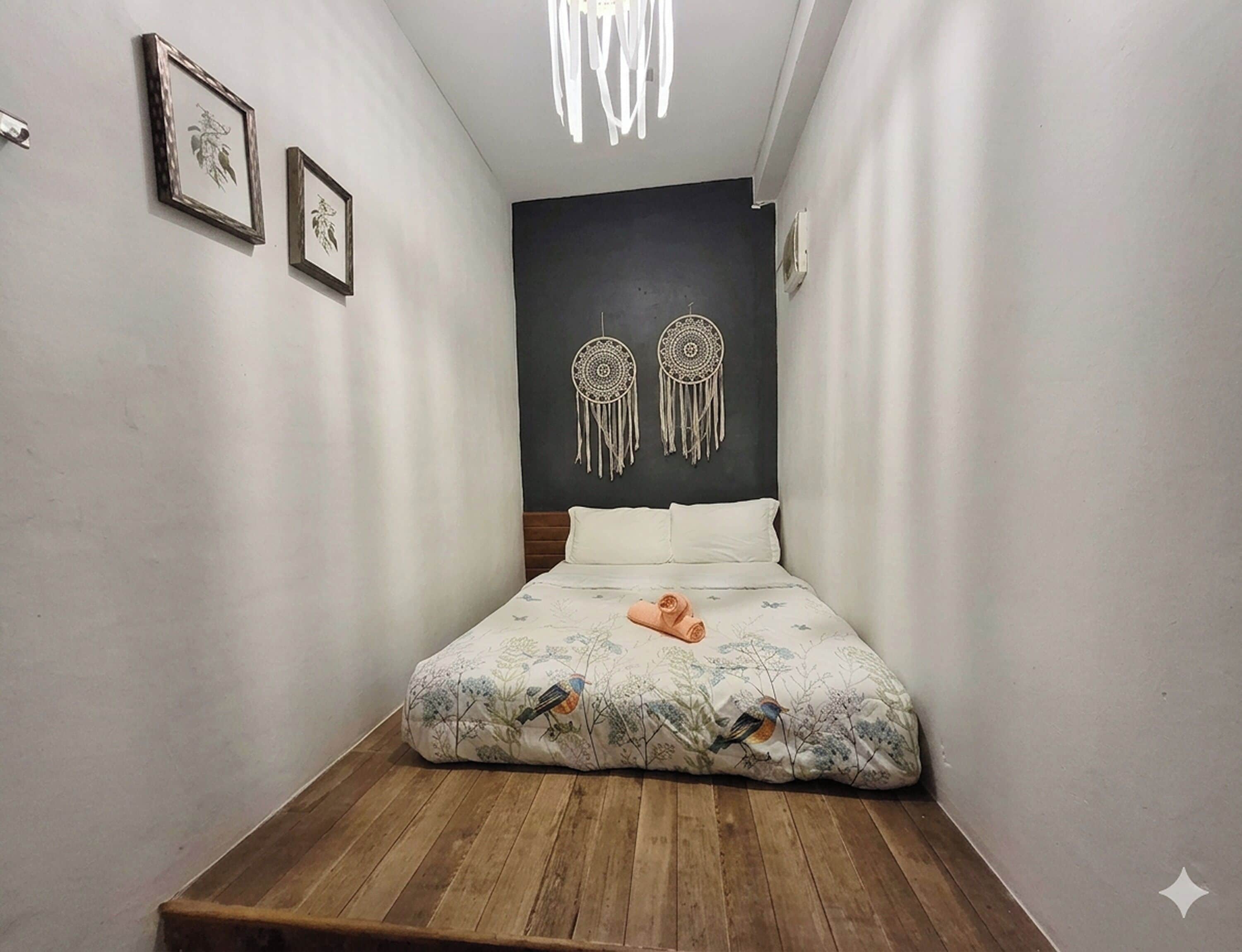 Standard Queen Bed (Fan Room) | Wi-Fi gratuit, draps fournis