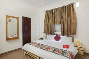Standard Double or Twin Room, 1 Double Bed, Private Bathroom | In-room safe, desk, free WiFi