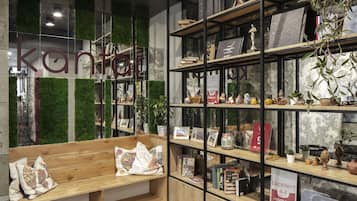 Khu tiếp khách ở sảnh