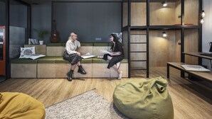 Khu phòng họp