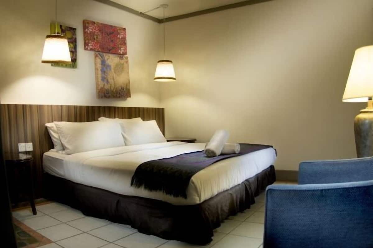 1 bedroom, minibar, in-room safe, desk