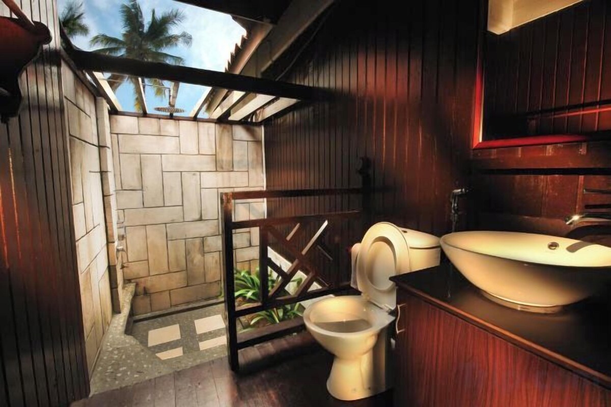 Artículos de tocador gratuitos, secador de pelo, batas, bidet