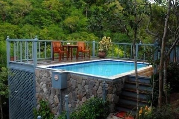 2 outdoor pools, pool umbrellas, pool loungers
