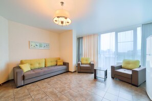 Business Studio, 1 Bedroom, Kitchen | Premium bedding, minibar, in-room safe, desk - Degas Lite Hotel (Voronezh)