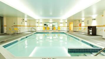 Una piscina techada