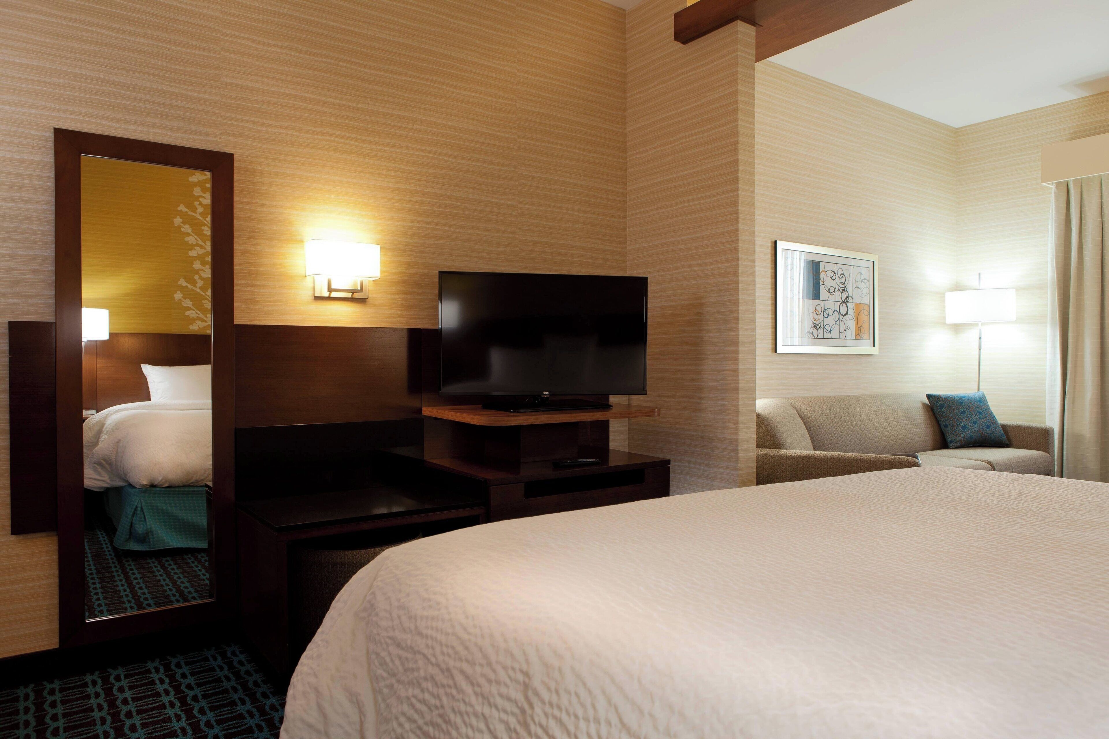 in-room safe, desk, iron/ironing board, free wifi