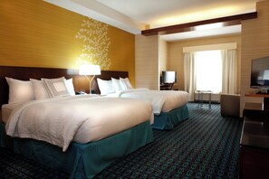 In-room safe, desk, iron/ironing board, free WiFi - Fairfield Inn & Suites by Marriott Lethbridge (Lethbridge)