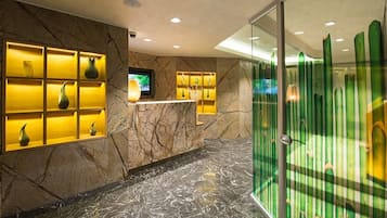 Un sauna, baño turco, baño turco/hammam, tratamientos corporales