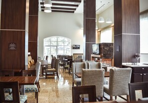 Restaurant - Staybridge Suites Puebla by IHG (Puebla)