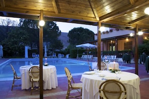 Almoço e jantar