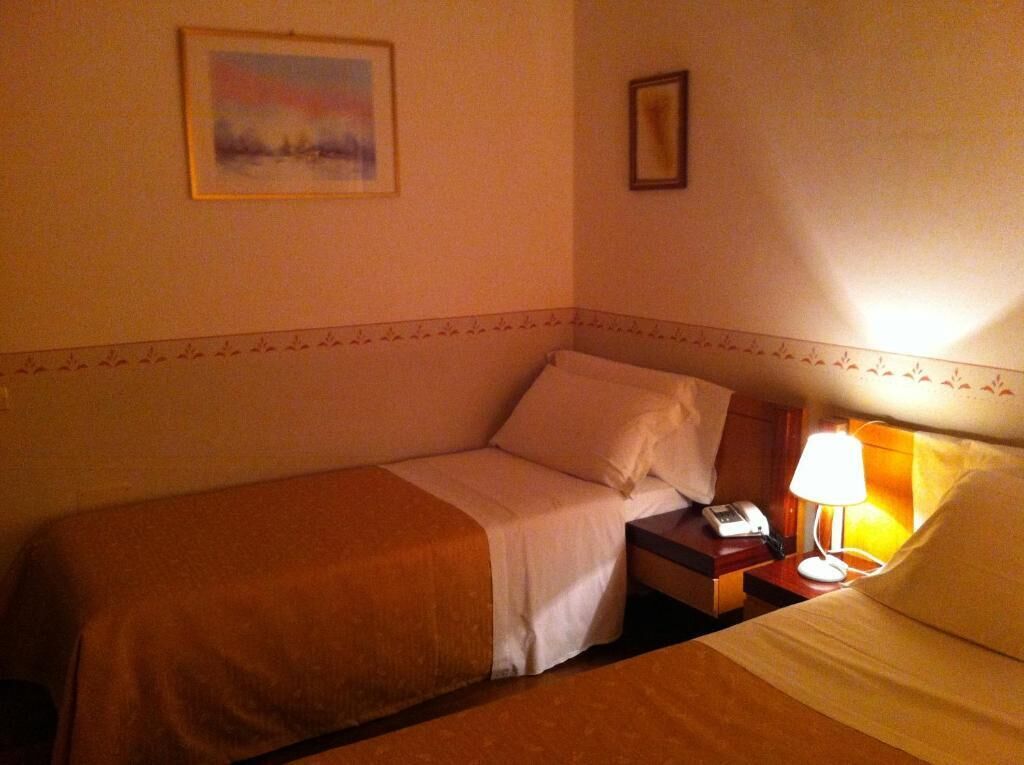 triple room | 1 bedroom, in-room safe, free wifi, bed sheets