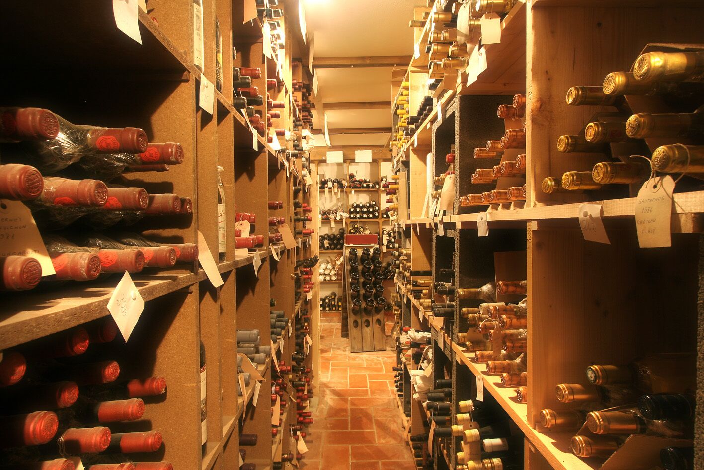 lunch and dinner served, local cuisine