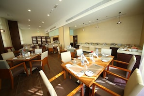 Buffet - Lavender Hotel (Dubai)