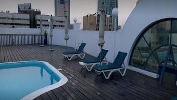 Indoor pool, outdoor pool