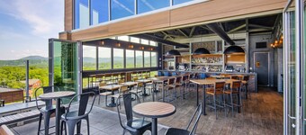 DoubleTree by Hilton Asheville Downtown