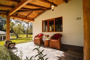 Villa, vistas al jardín | Vistas desde la habitación