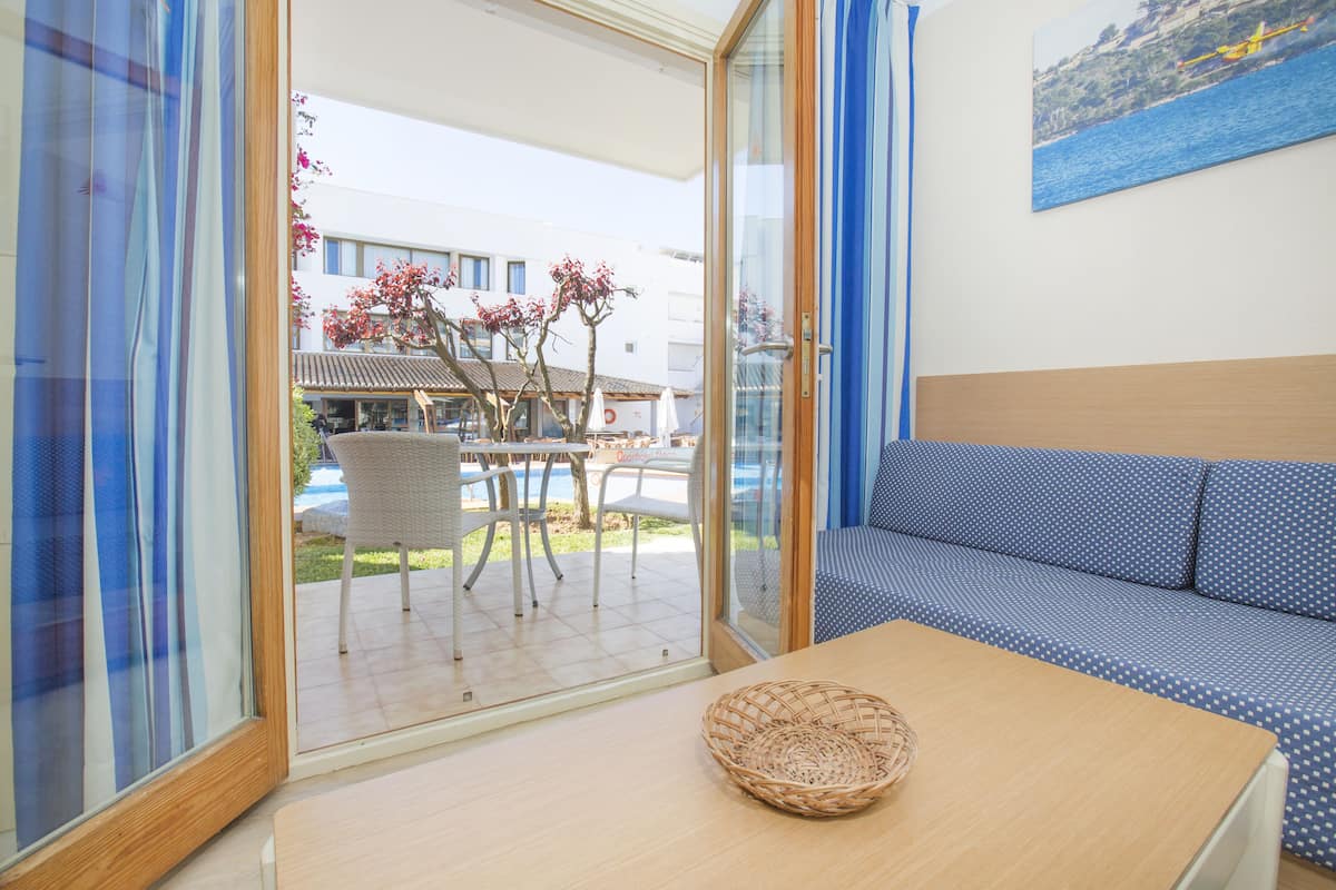 Apartment, 1 Bedroom, Balcony | 1 bedroom, desk, free cribs/infant beds, free WiFi