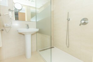 Apartment, 1 Bedroom, Balcony - Aparthotel Flora (Pollenca)