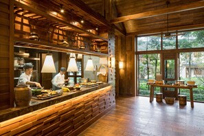 3 restaurants, Chinese cuisine - Six Senses Qing Cheng Mountain (Chengdu)