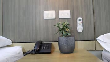 Minibar, in-room safe, desk, free WiFi