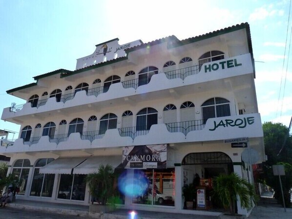Exterior - Hotel Jaroje Centro (Santa María Huatulco)