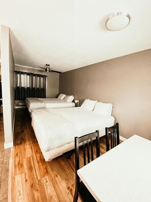 1 slaapkamer, luxe beddengoed, individueel gedecoreerd