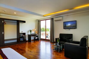 View from room - Sky View Hotel Yangon (Yangon)