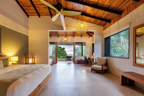 Superior Room | Ropa de cama de alta calidad y colchones con acolchado adicional