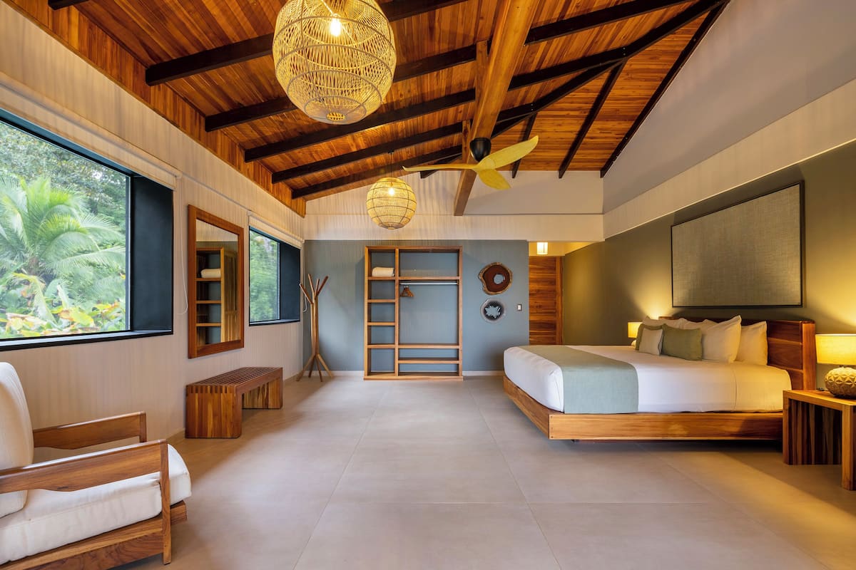 Superior Room | 1 kamar tidur, seprai premium, bantalan ekstra lembut, dan brankas