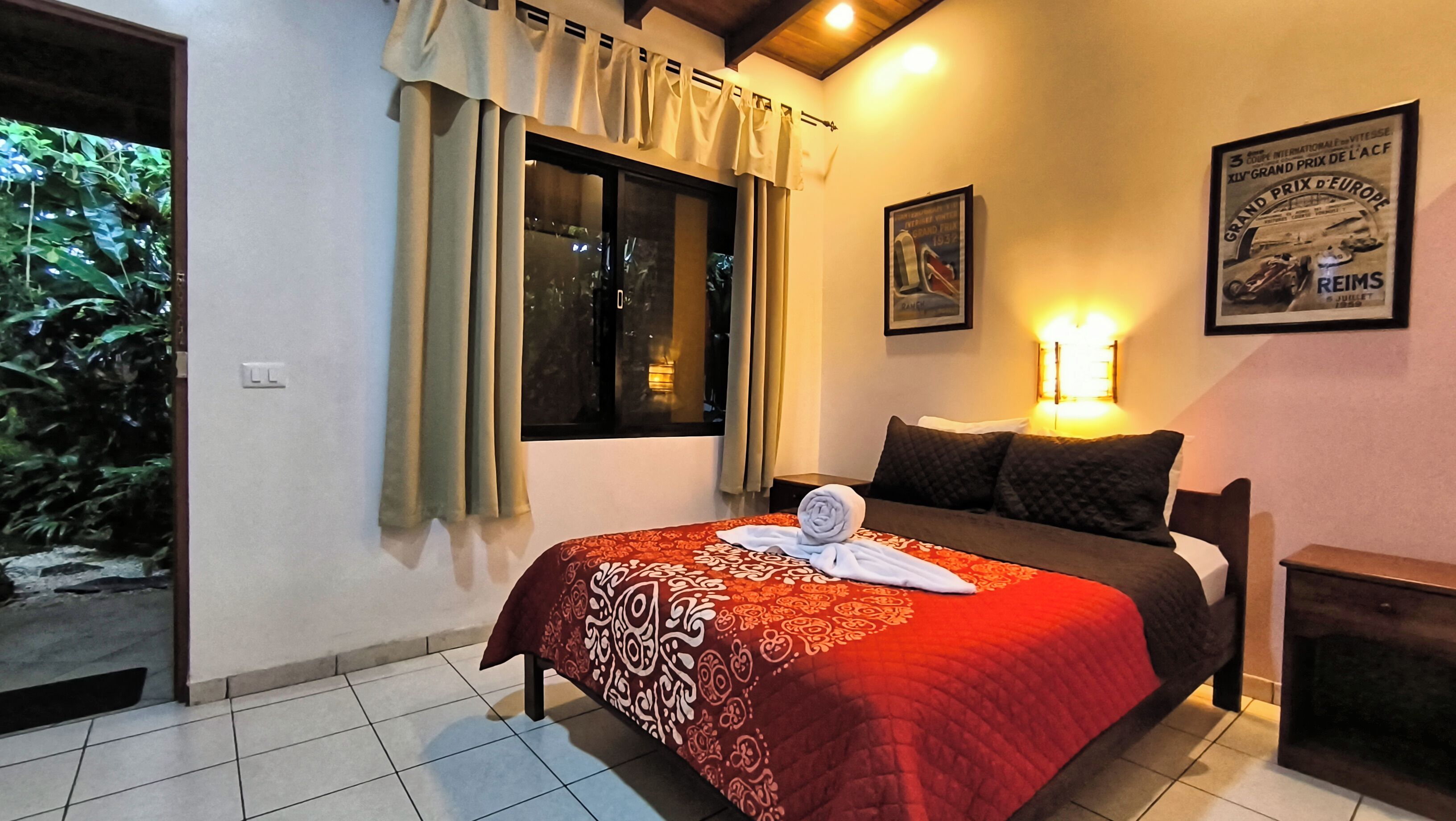 더블룸 | 고급 침구, 오리/거위털 이불, 객실 내 금고, 무료 WiFi