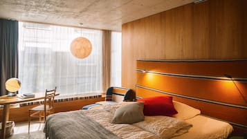 In-room safe, individually decorated, individually furnished, desk