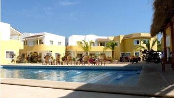 Alberca al aire libre