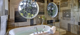 Teehouse Bed and Breakfast