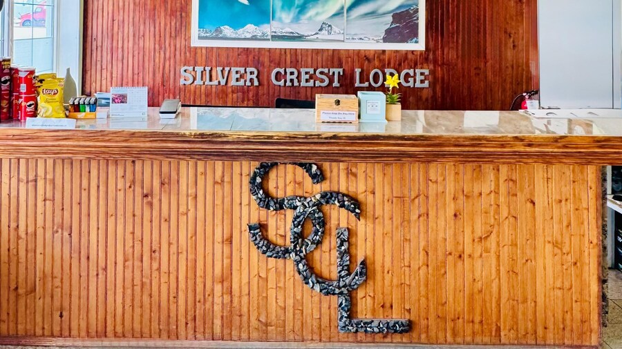 Silver Crest Lodge