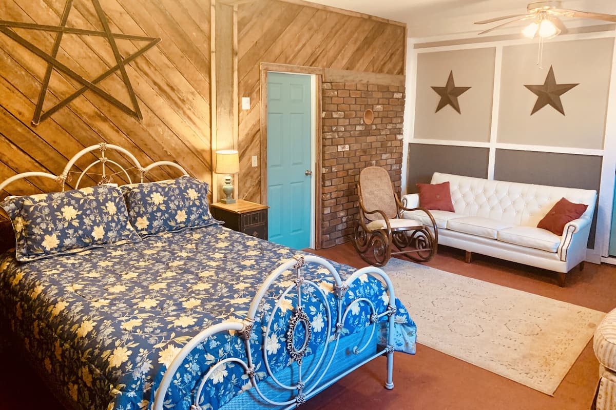 Superior Suite, 2 Bedrooms, Mountain View | Premium bedding, memory foam beds, blackout drapes, iron/ironing board