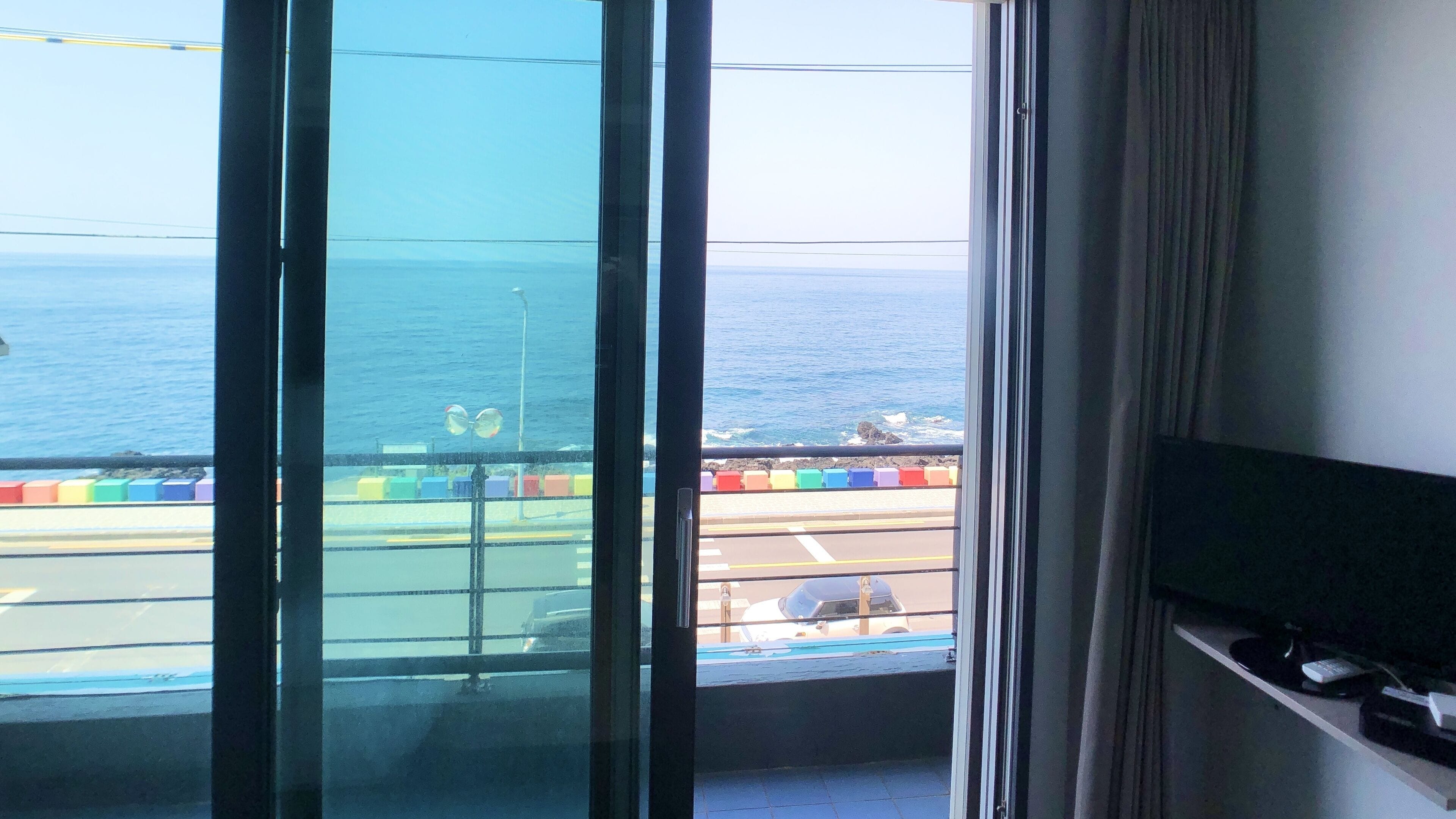 ห้องดับเบิล, วิวทะเล | เครื่องนอนระดับพรีเมียม, ผ้านวมขนเป็ด, ผ้าม่านกันแสง, Wi-Fi ฟรี