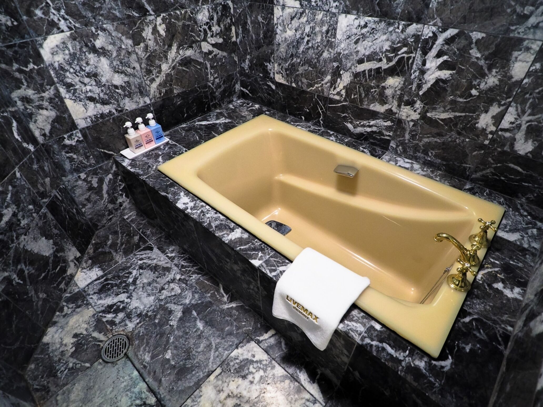 [ocean suite] private terrace with open-air bath, smoking | 1 bedroom, premium bedding, down duvets, in-room safe