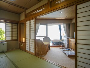 Hochwertige Bettwaren, Daunenbettdecken, Zimmersafe