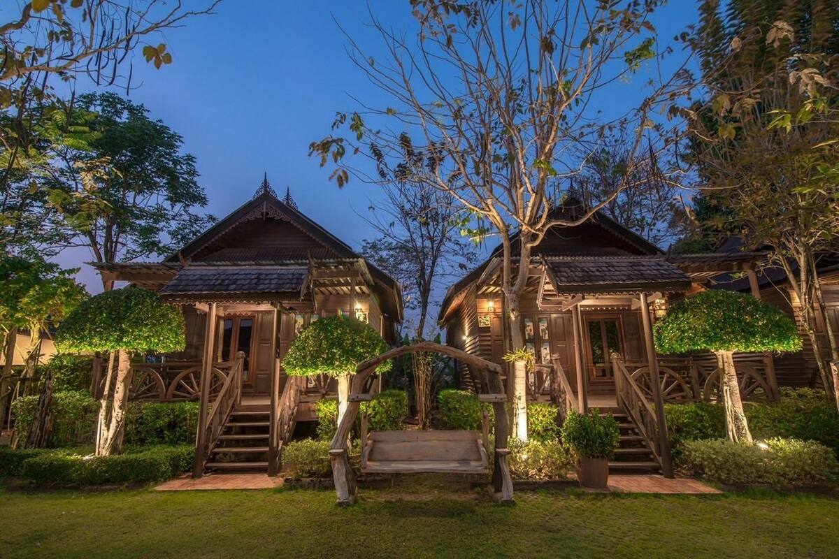 Executive Cottage | 1 bedroom, desk, free WiFi
