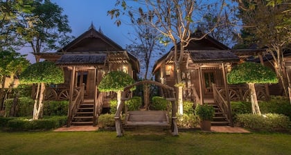 Baan Baitan Resort