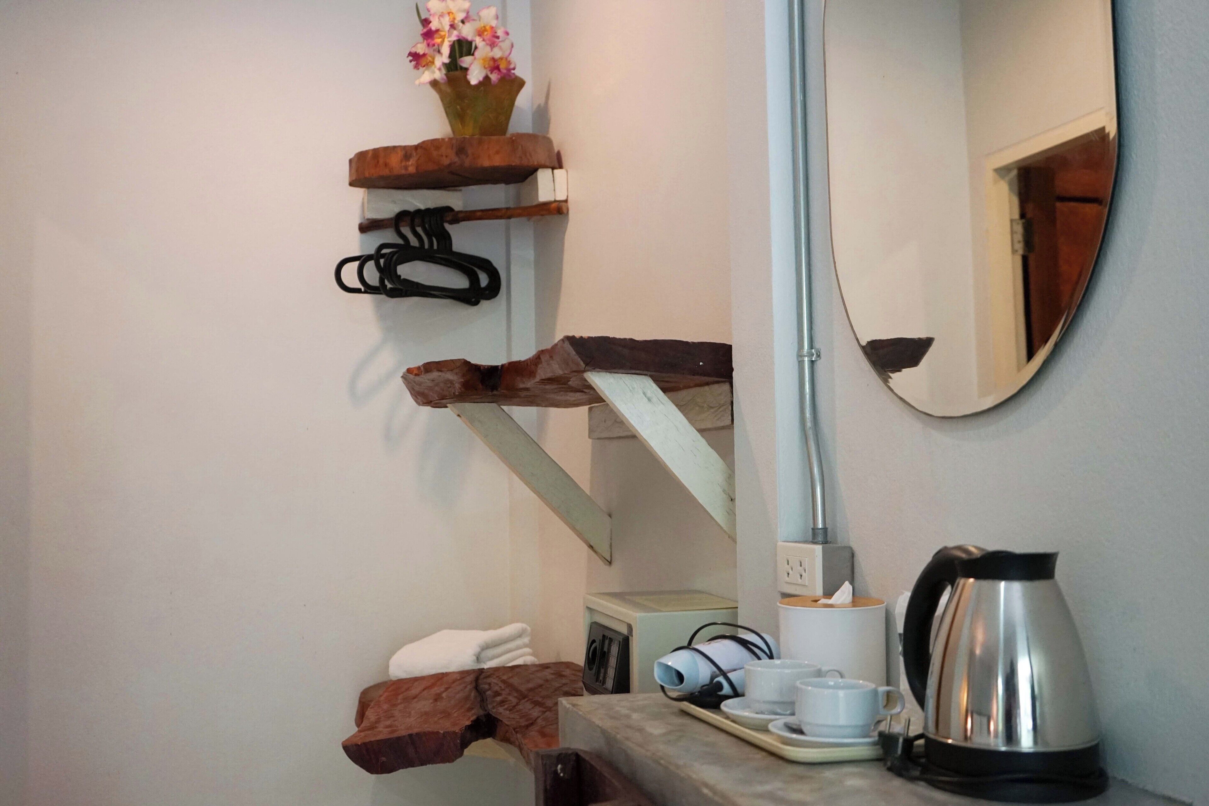 standard room | in-room safe, desk, soundproofing, rollaway beds