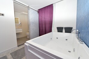 View from room - Unic Hotel (Kota Kinabalu)