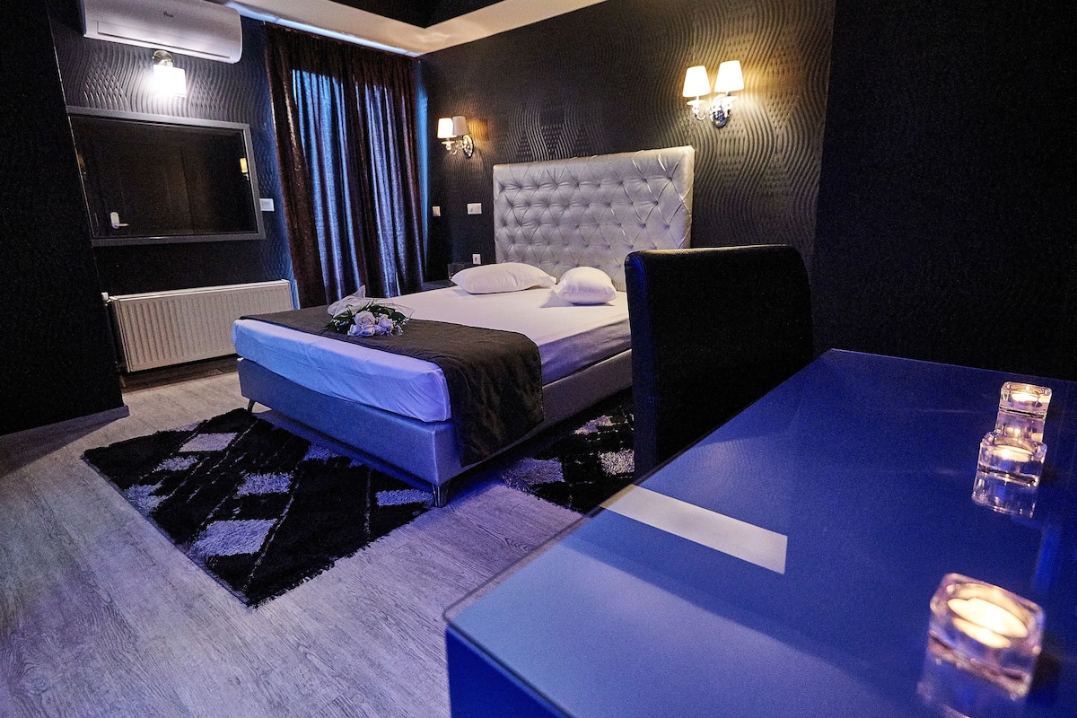 Suite, Jetted Tub | Wi-fi percuma, cadar katil