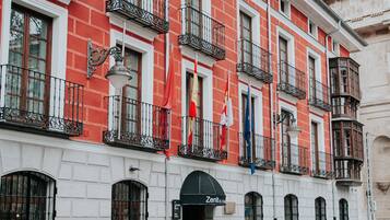 Fachada de la propiedad