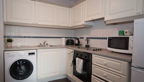 Private kitchen - Ifsc Apartments (Dublin)