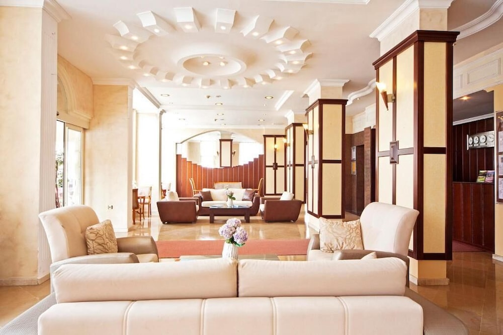 2 Star Hotels