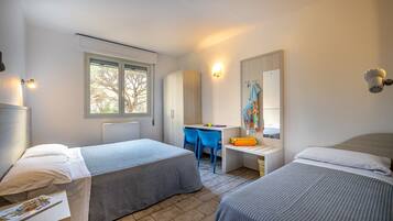 Apartemen, 1 kamar tidur | Meja kerja, ruang kerja ramah laptop, dan setrika/meja setrika