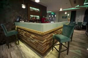 Bar (on property) - Exclusive Hotel & More (Sibiu)