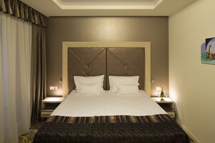 Minibar, in-room safe, desk, rollaway beds