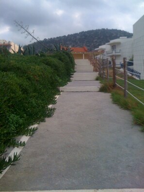 Property grounds - La Luna Beach (Malia)